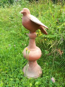 Epis de Faitage Pigeon ailes déployées